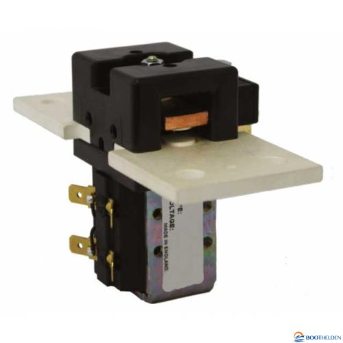 E-M hoofdschakelaar 12V-600A - CombiNoord SWHOOFD02-12